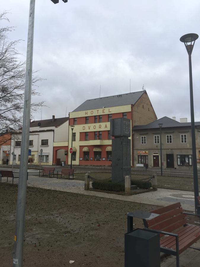 Hotel Dvorak Chrast Kültér fotó